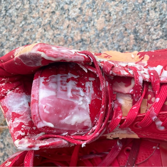 Converse: red size 8 women’s converse sneakers. Men’s 6. - Picture 2 of 5